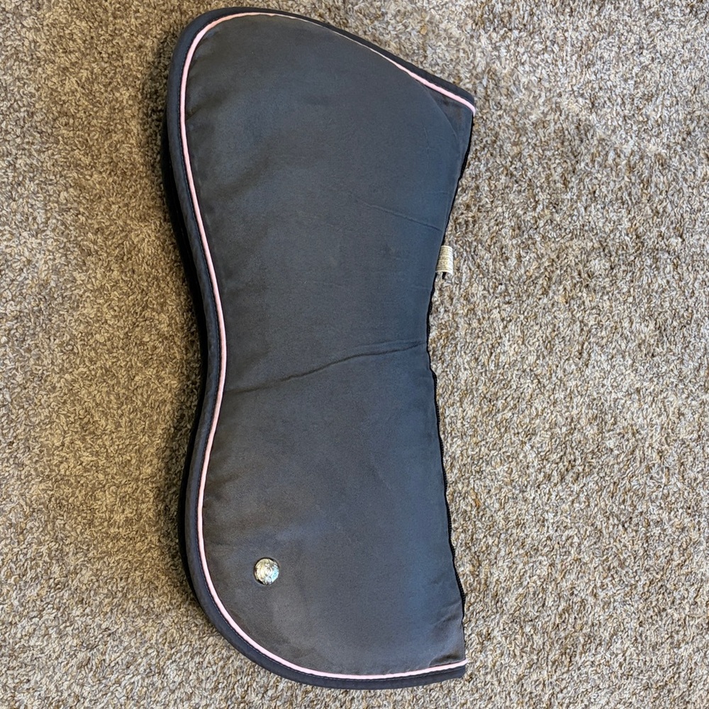 Grey Ogilvey Saddle Pad with Pink Piping